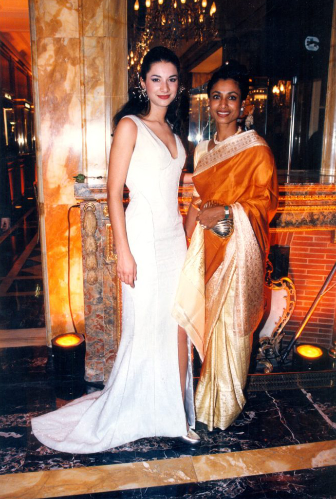 1995 Amrita de Bois Juzan Ceylan Le Bal with her Mother